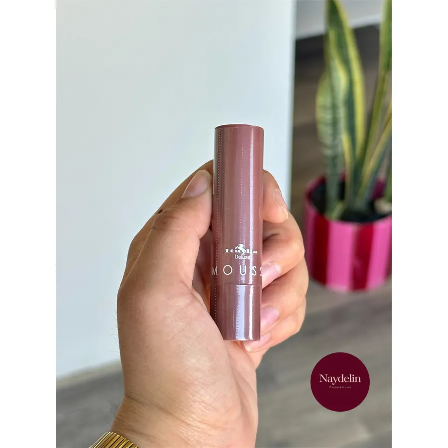 Labial matte en barra Italia deluxe tono hazelnut 24