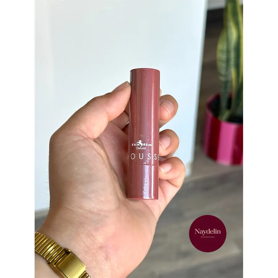 Labial matte Italia deluxe tono sweet chocolate 23