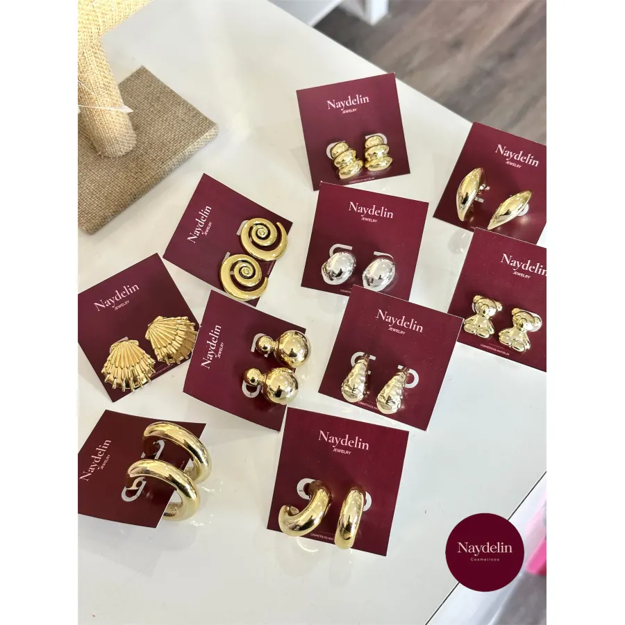 Aretes Dorados y Plateados